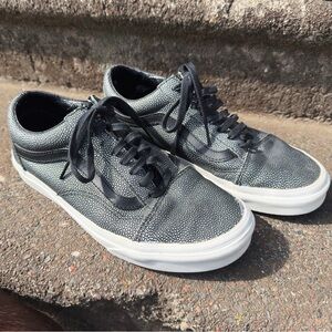 stingray vans 🏝️